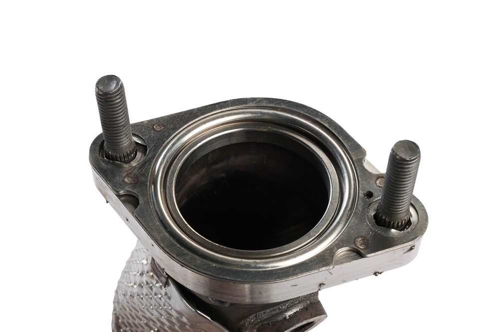 GM Genuine Parts Left Catalytic Converter 19418949 — image 4